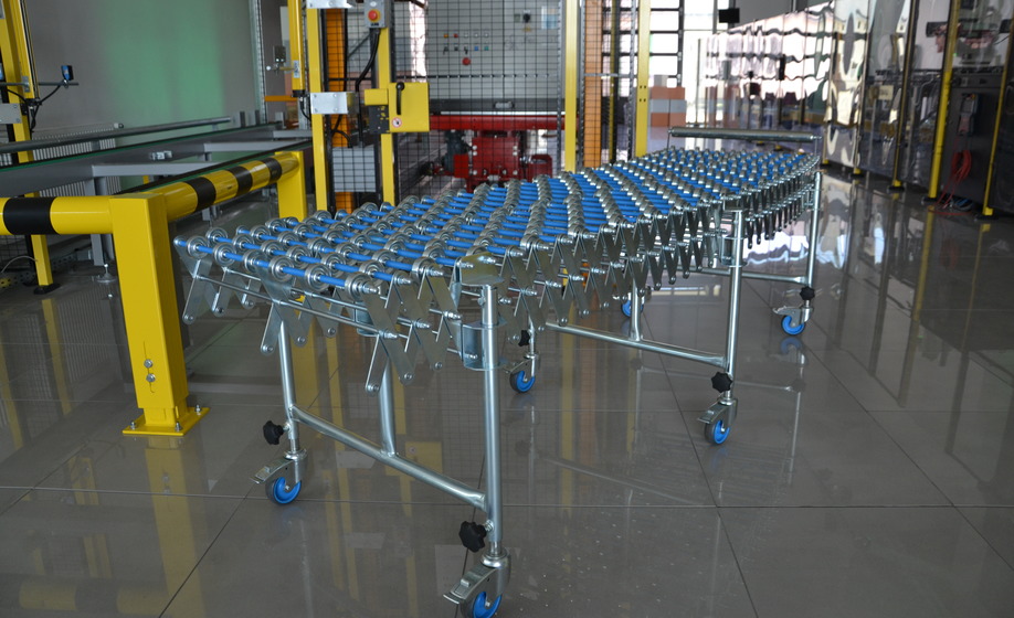 Accordion reel conveyor (flexlible, expandable)