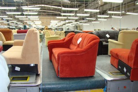 2005. System for transporting lounge furniture