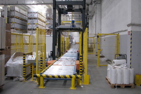 Pallet wrapping and transport system 